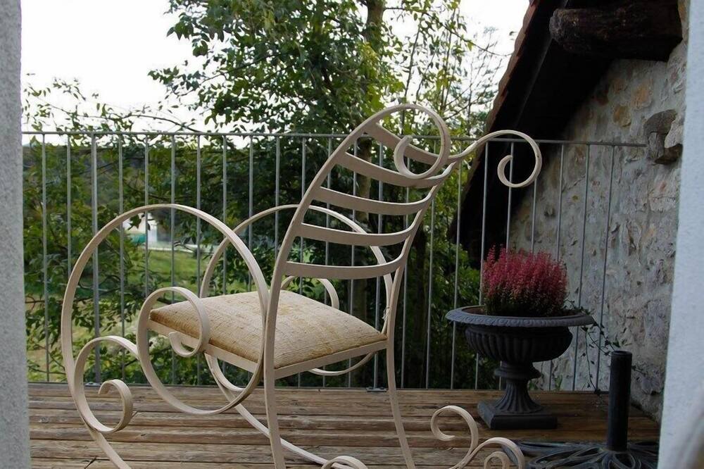 Photo of Patio Balcony in Etxarri