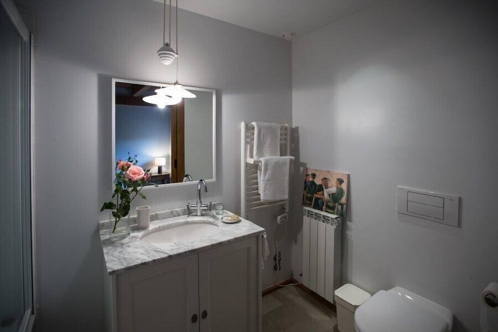 Photo of Bathroom in Etxarri