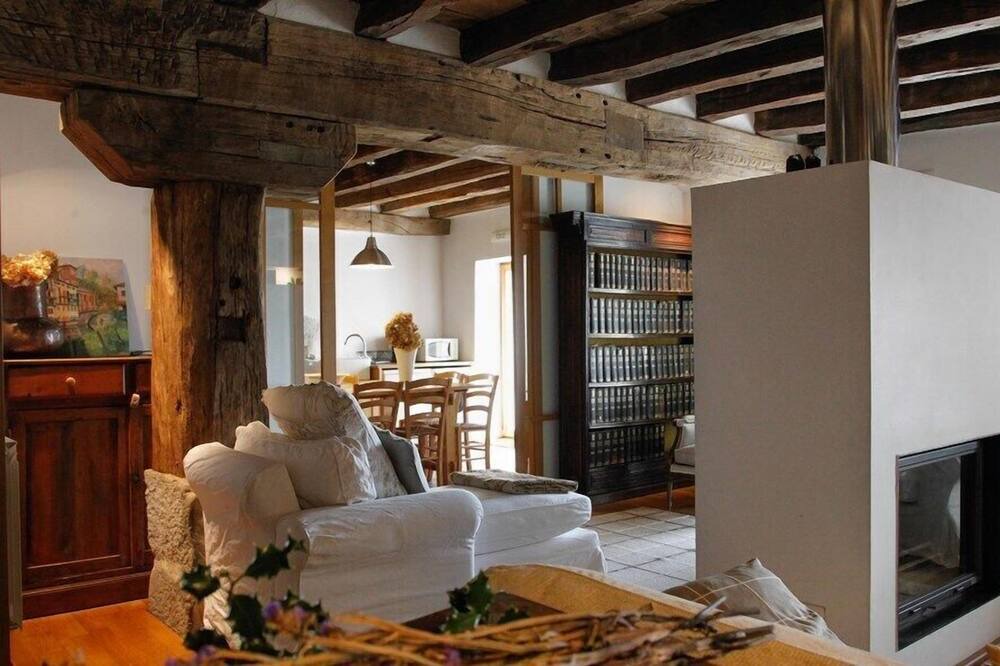 Photo of Livingroom in Etxarri