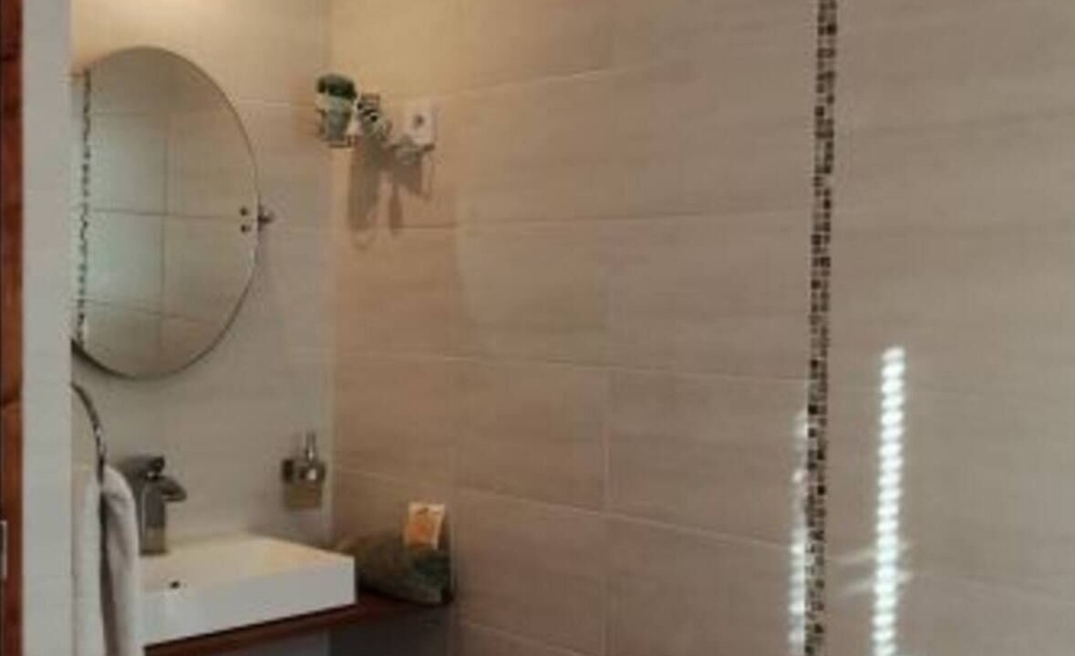 Photo of Bathroom in Beaurainville