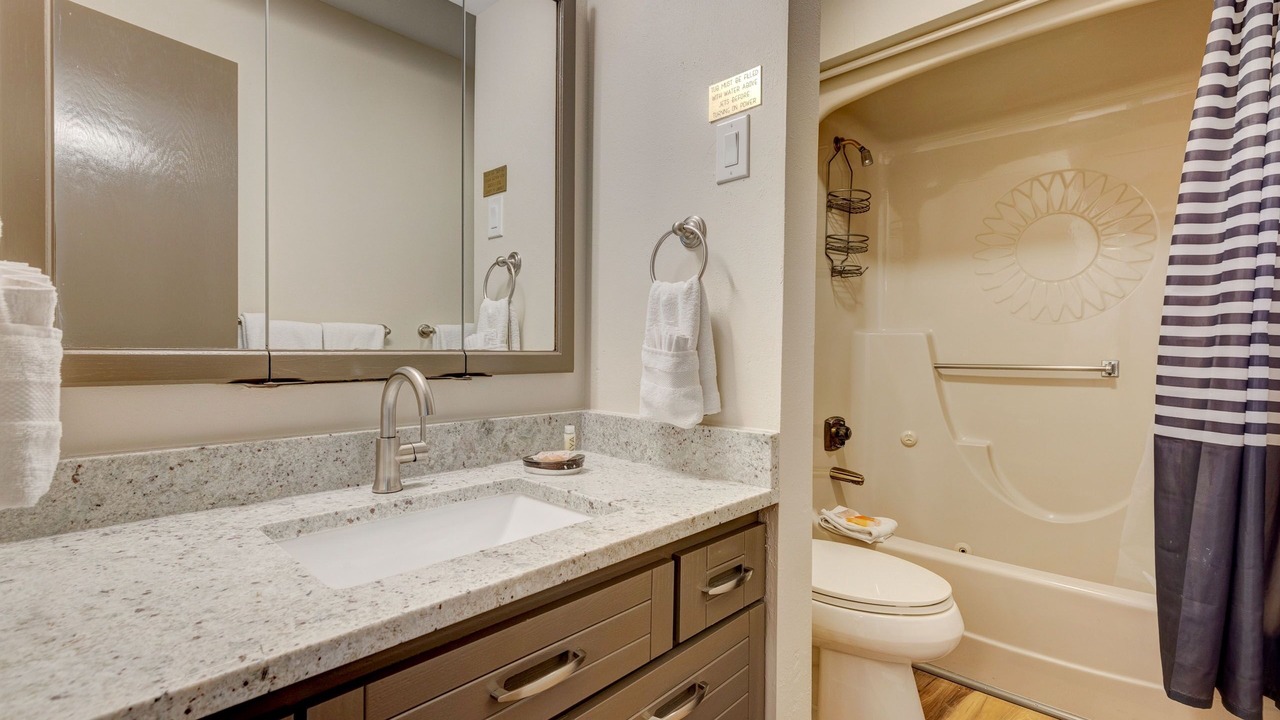 Photo of Bathroom in Mountain House