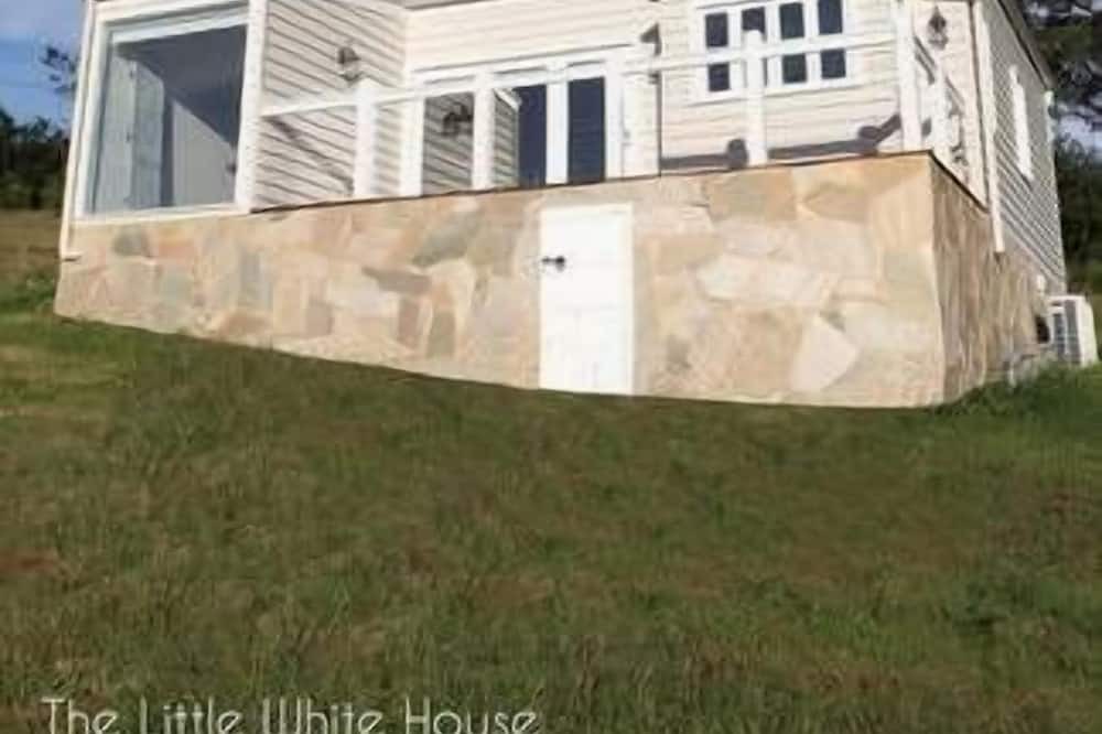 Photo of Outdoor in Emerald