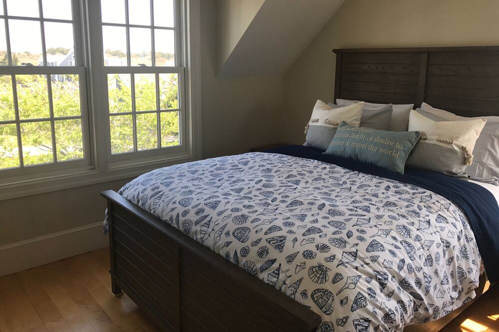 Photo of Others in Dionis