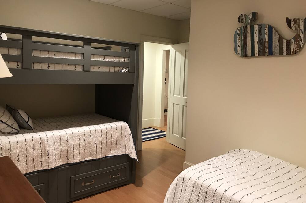 Photo of Others in Dionis