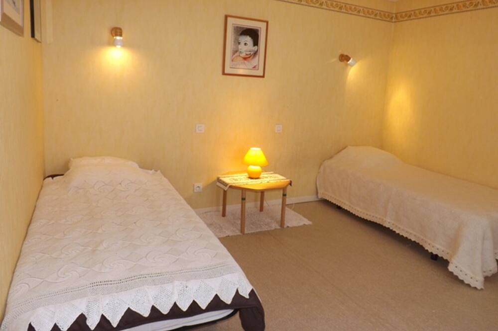 Photo of Bedroom in Saint-Gilles-Croix-de-Vie