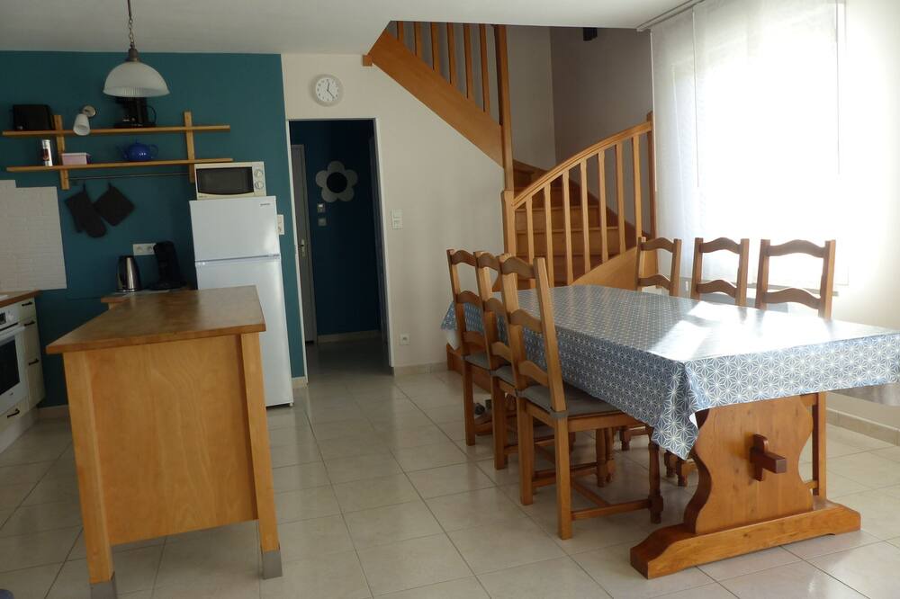 Photo of Kitchen in Le Val-Saint-Pere