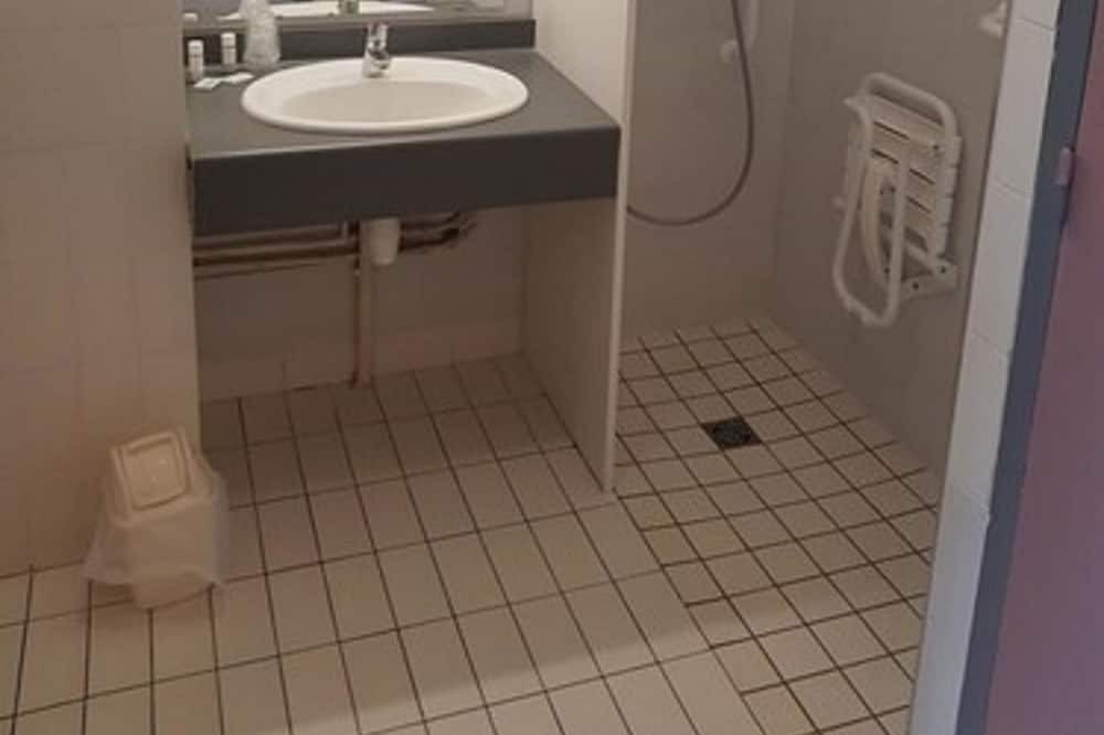 Photo of Bathroom in Ibos