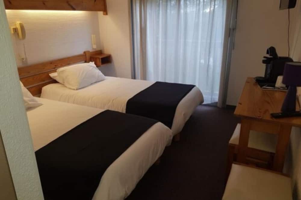 Photo of Bedroom in Ibos