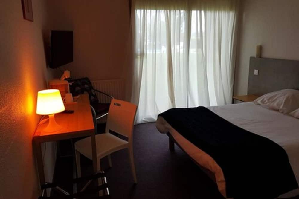 Photo of Bedroom in Ibos