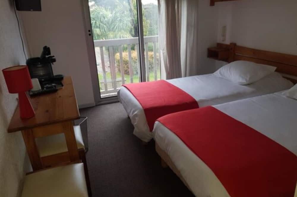 Photo of Bedroom in Ibos