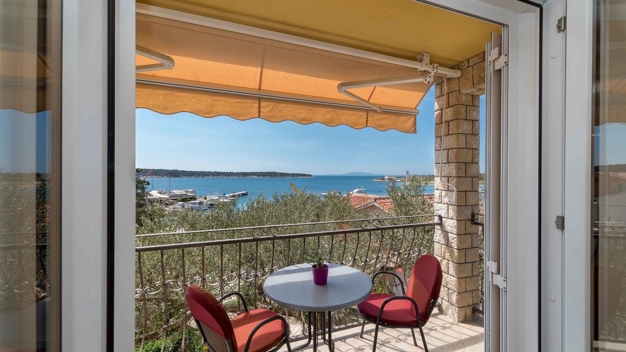 Photo of Patio Balcony in Banjol
