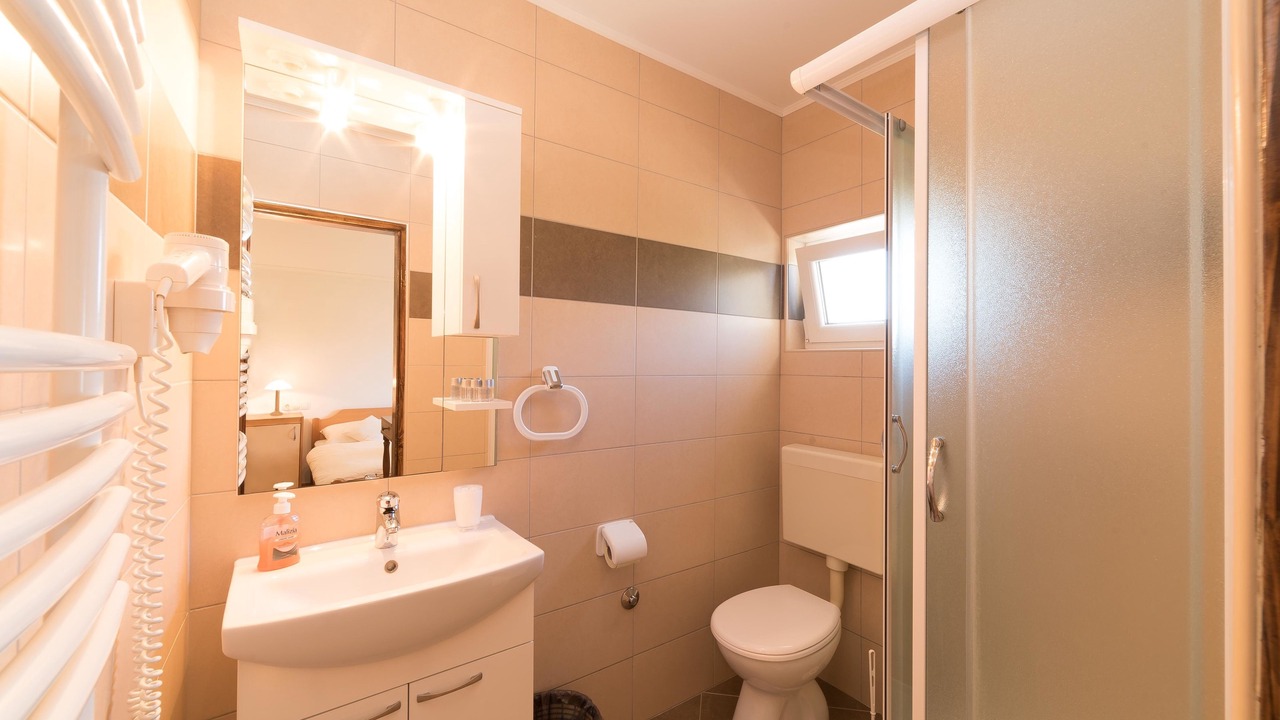 Photo of Bathroom in Banjol