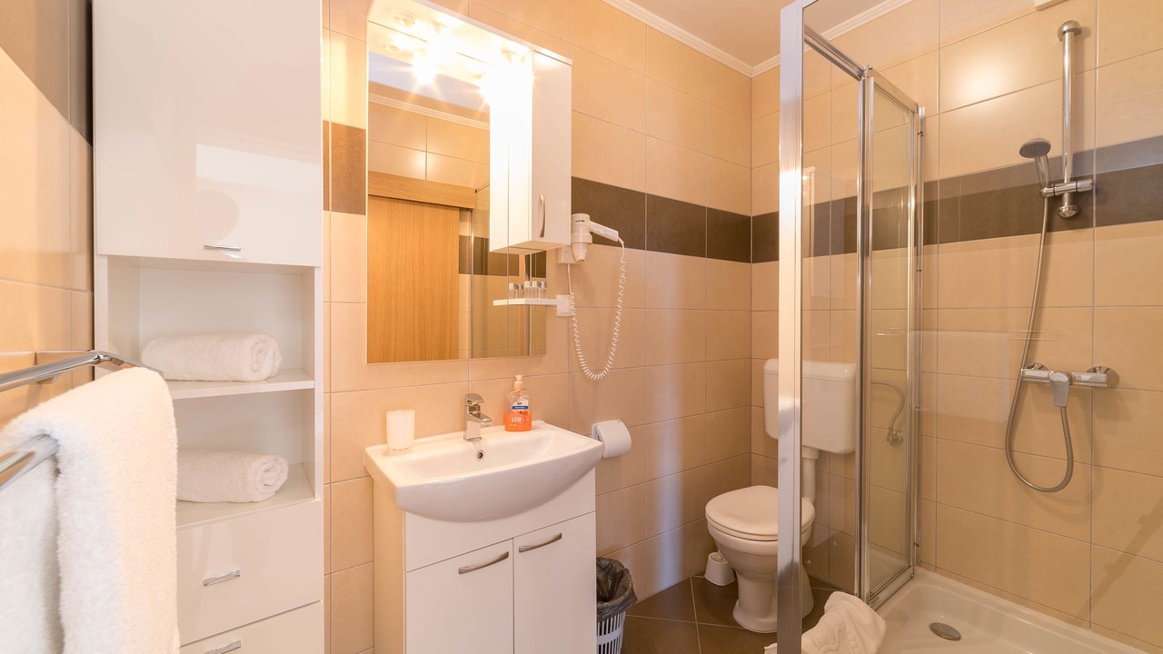 Photo of Bathroom in Banjol