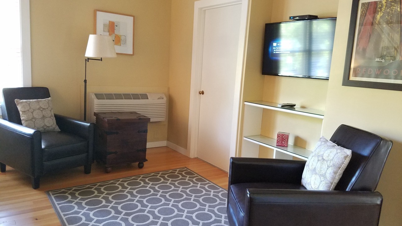 Photo of Bedroom in Willow Creek