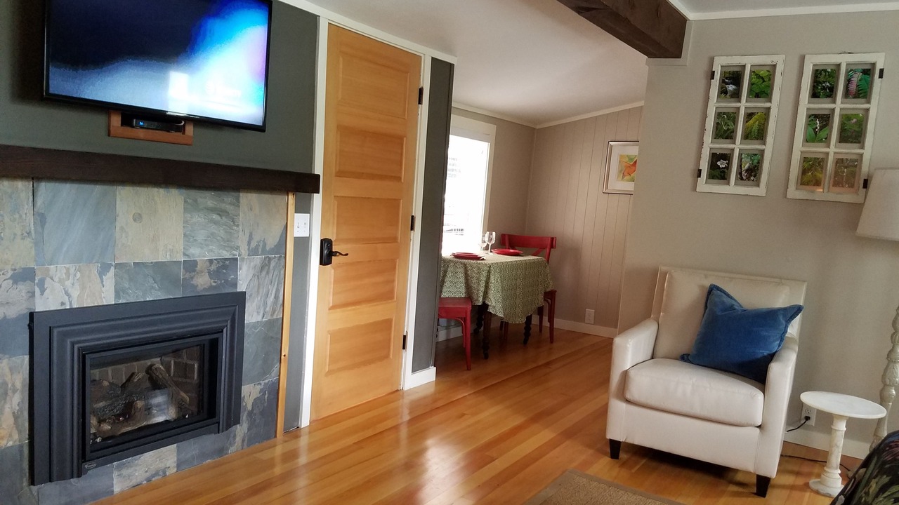 Photo of Bedroom in Willow Creek