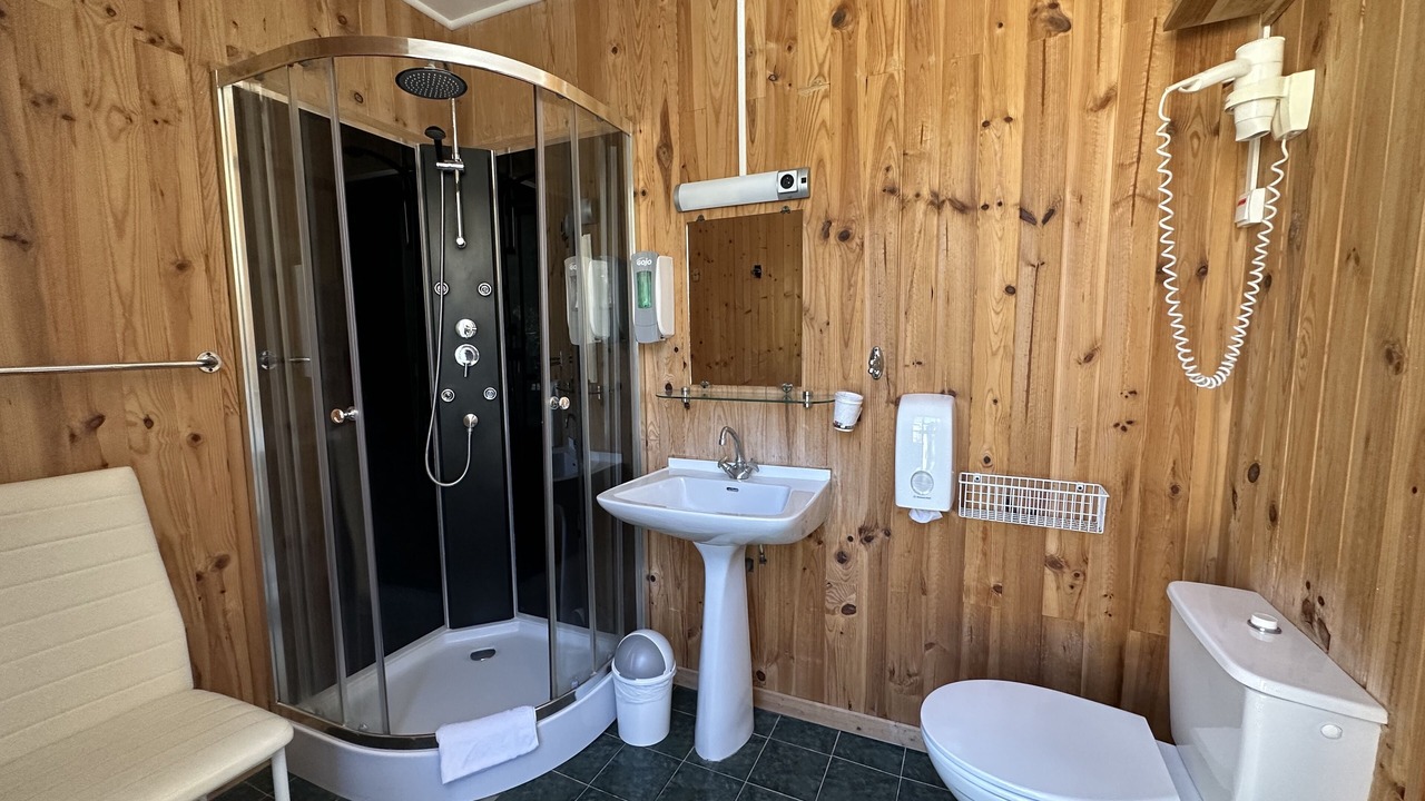 Photo of Bathroom in Annot
