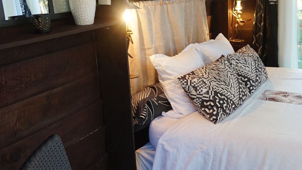 Photo of Others in Origne