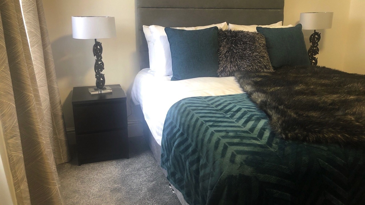 Photo of Bedroom in Baston