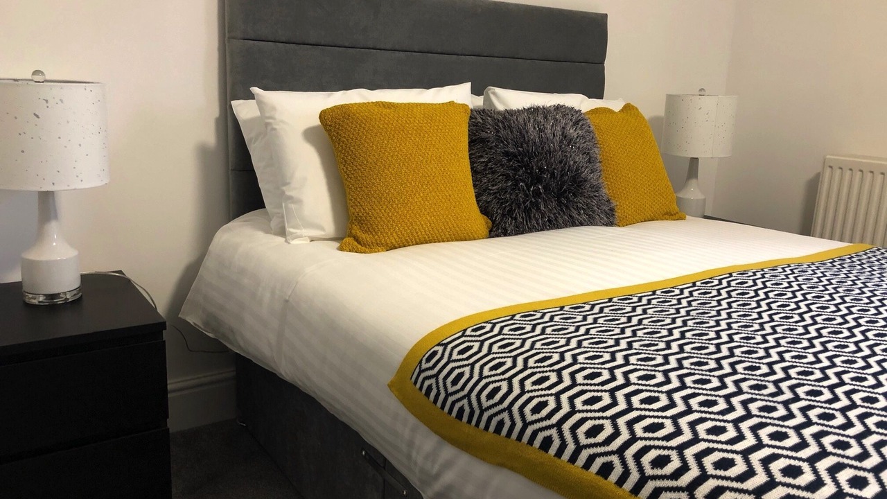 Photo of Bedroom in Baston