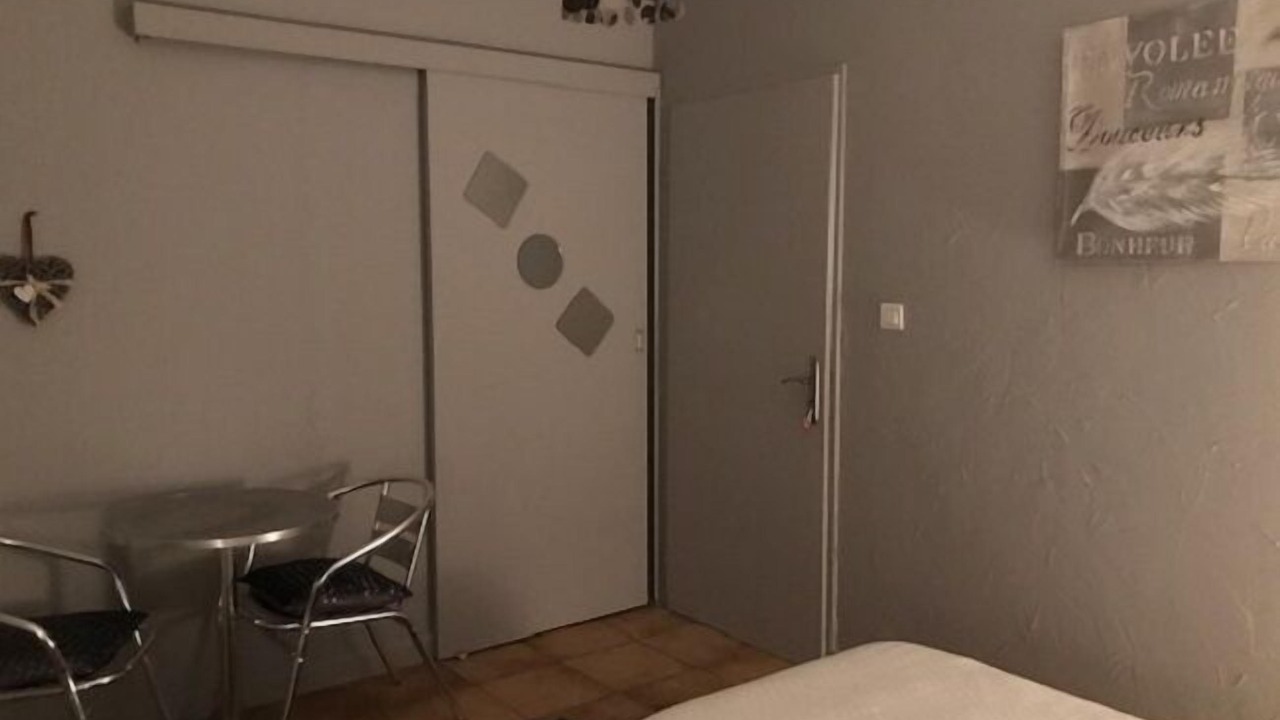 Photo of Bedroom in Lunel-Viel