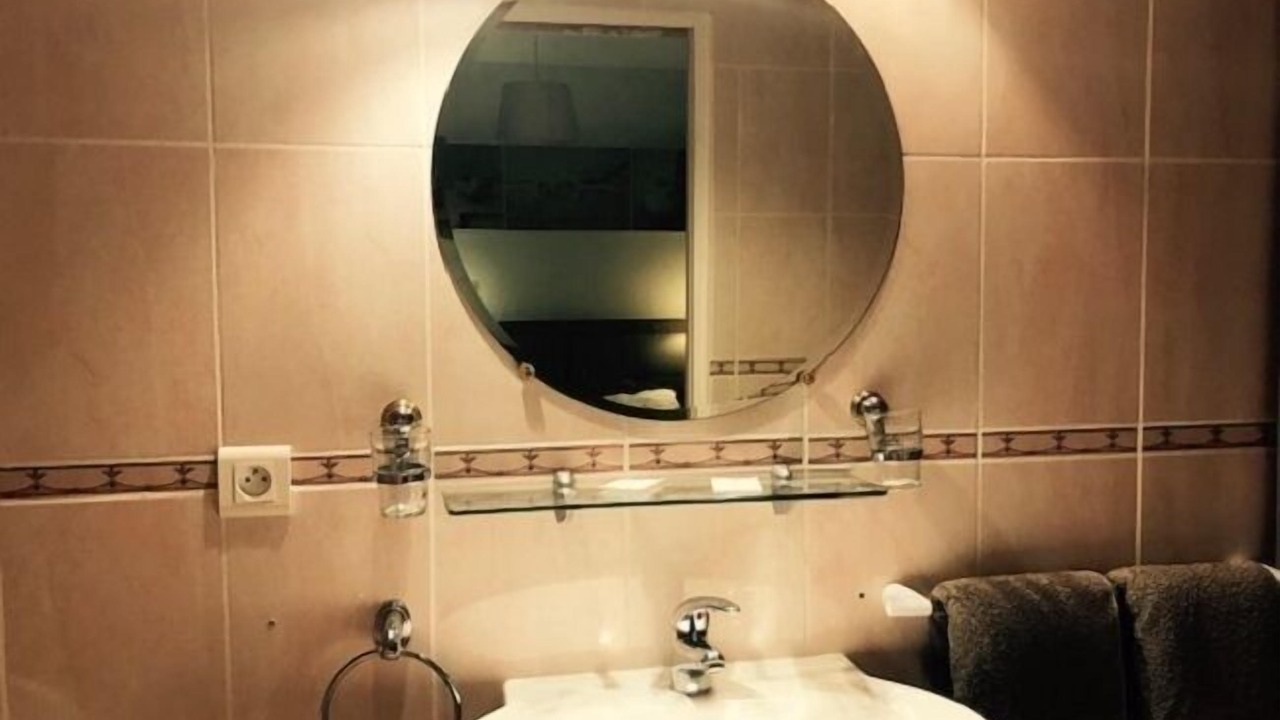 Photo of Bathroom in Lunel-Viel