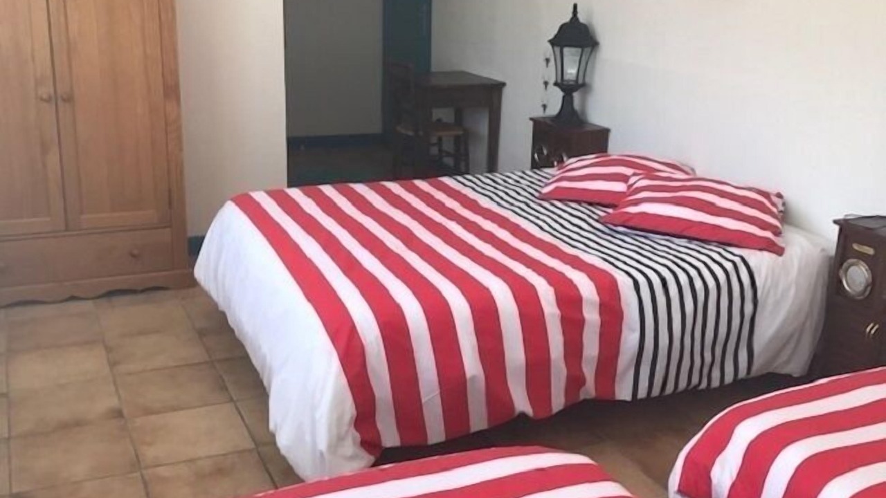 Photo of Bedroom in Lunel-Viel