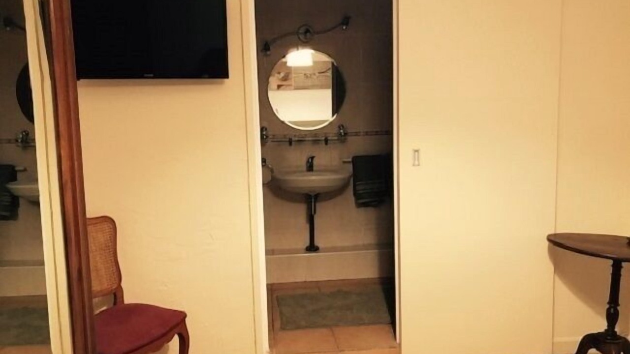 Photo of Bathroom in Lunel-Viel