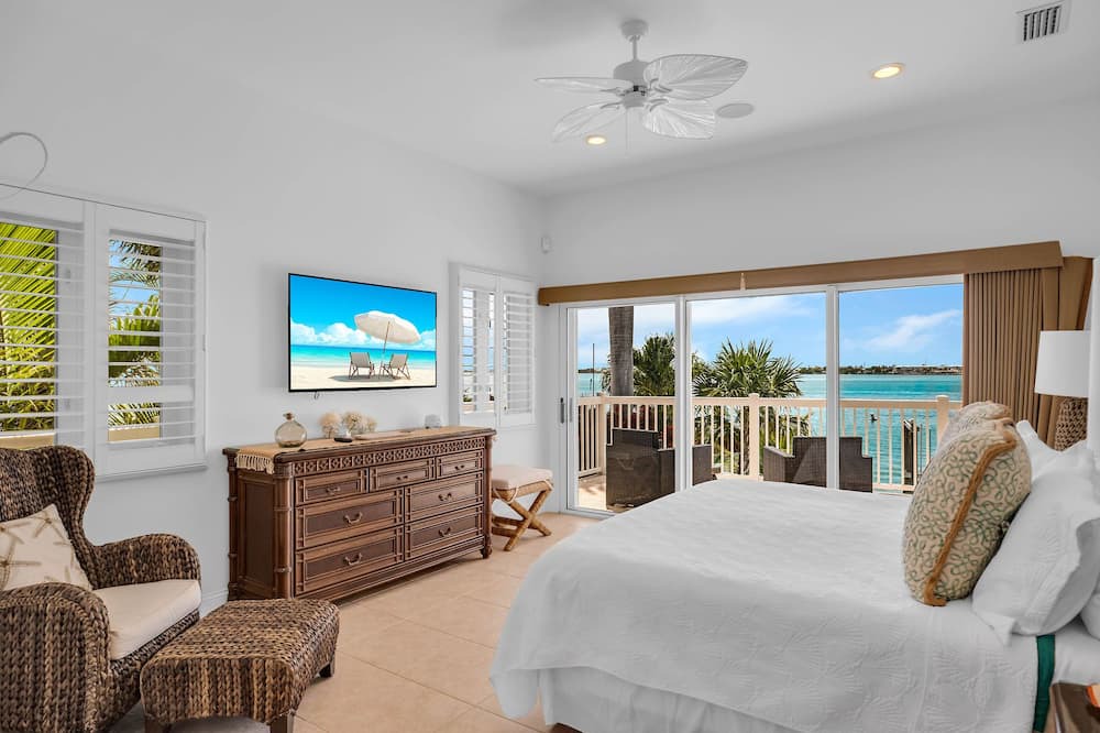 Photo of Bedroom in Coury