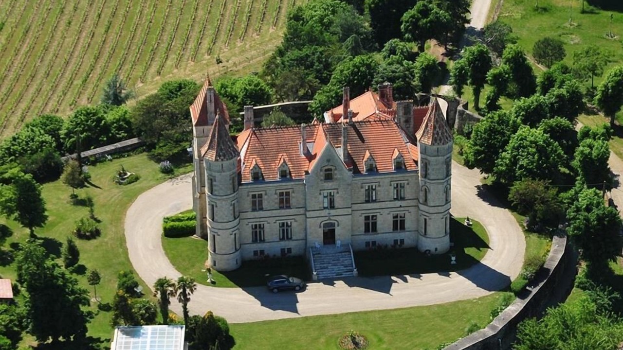 Photo of Outdoor in Leyritz-Moncassin