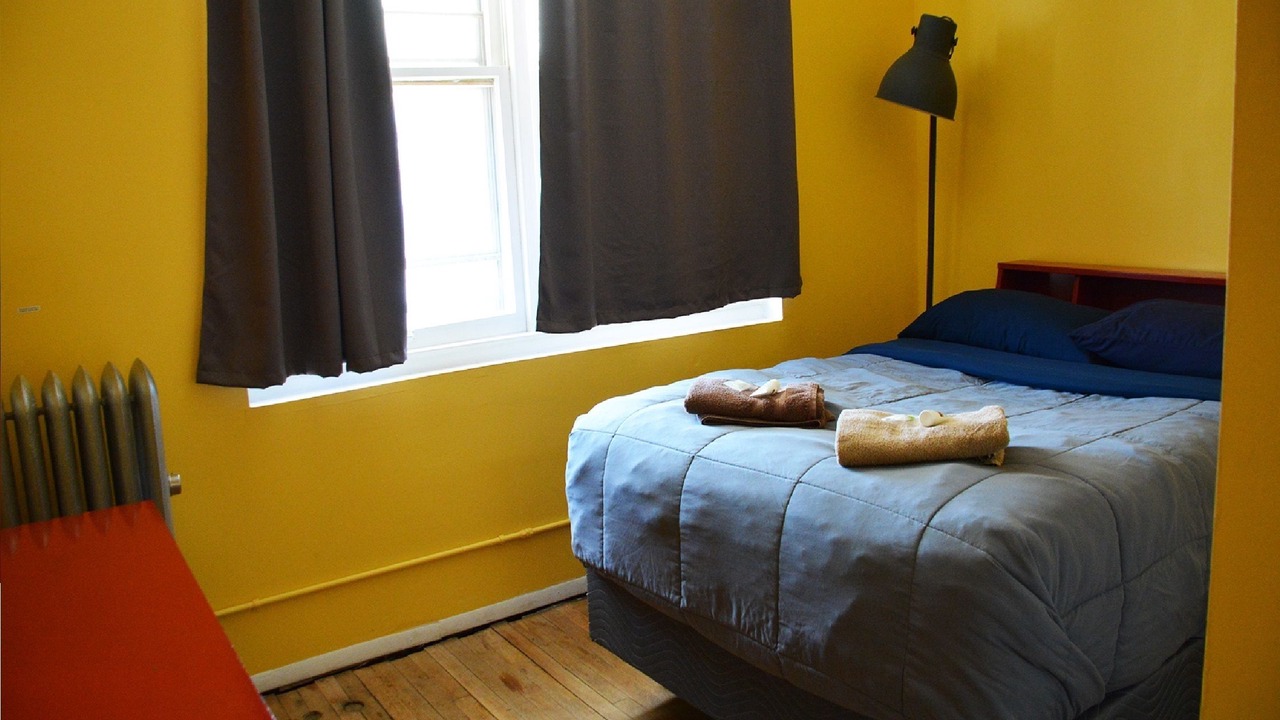 Photo of Bedroom in Hamtramck