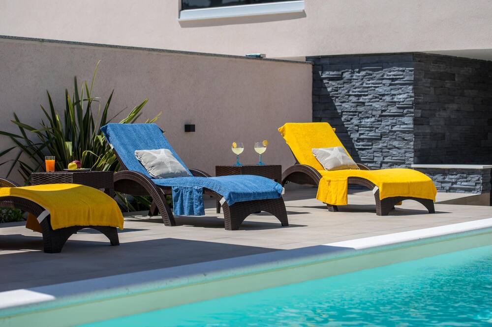 Photo of Outdoor in Brzac