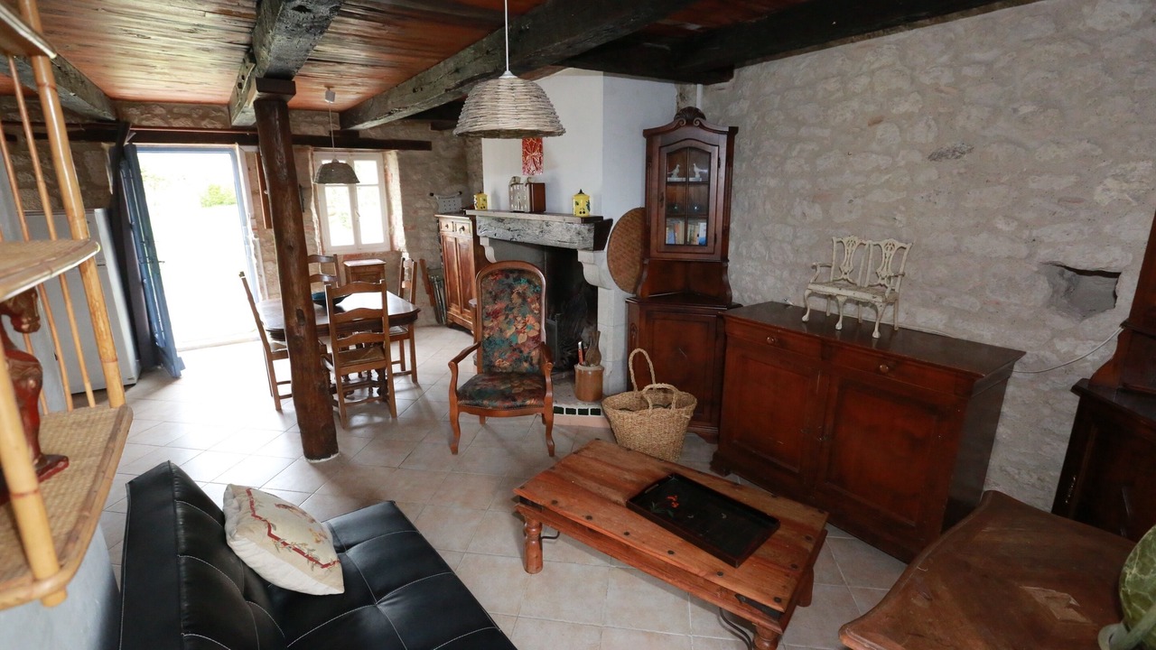 Photo of Livingroom in Cazes-Mondenard
