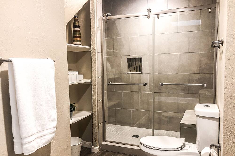 Photo of Bathroom in Cowley