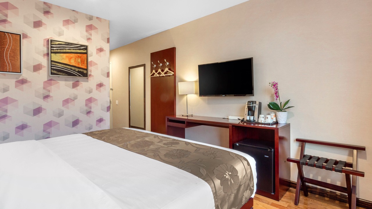 Photo of Bedroom in Greenwood