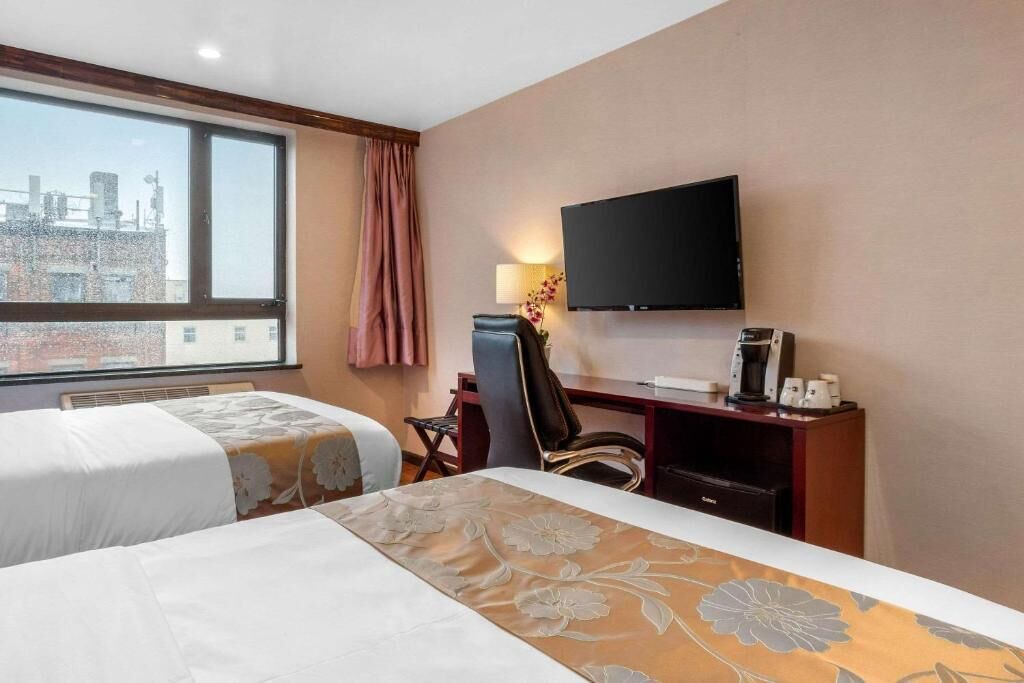 Photo of Others in Greenwood