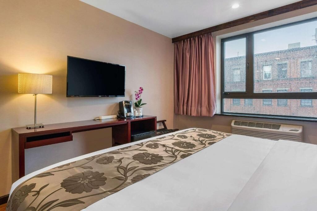 Photo of Others in Greenwood