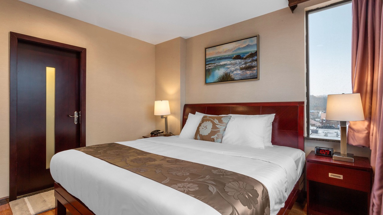 Photo of Bedroom in Greenwood