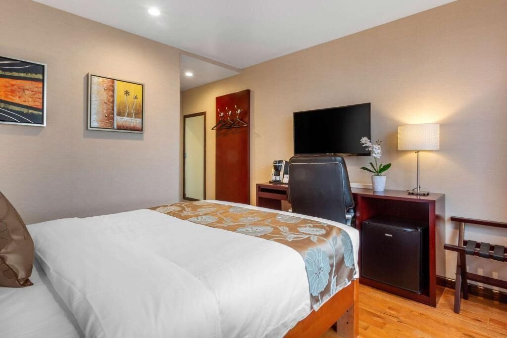 Photo of Others in Greenwood