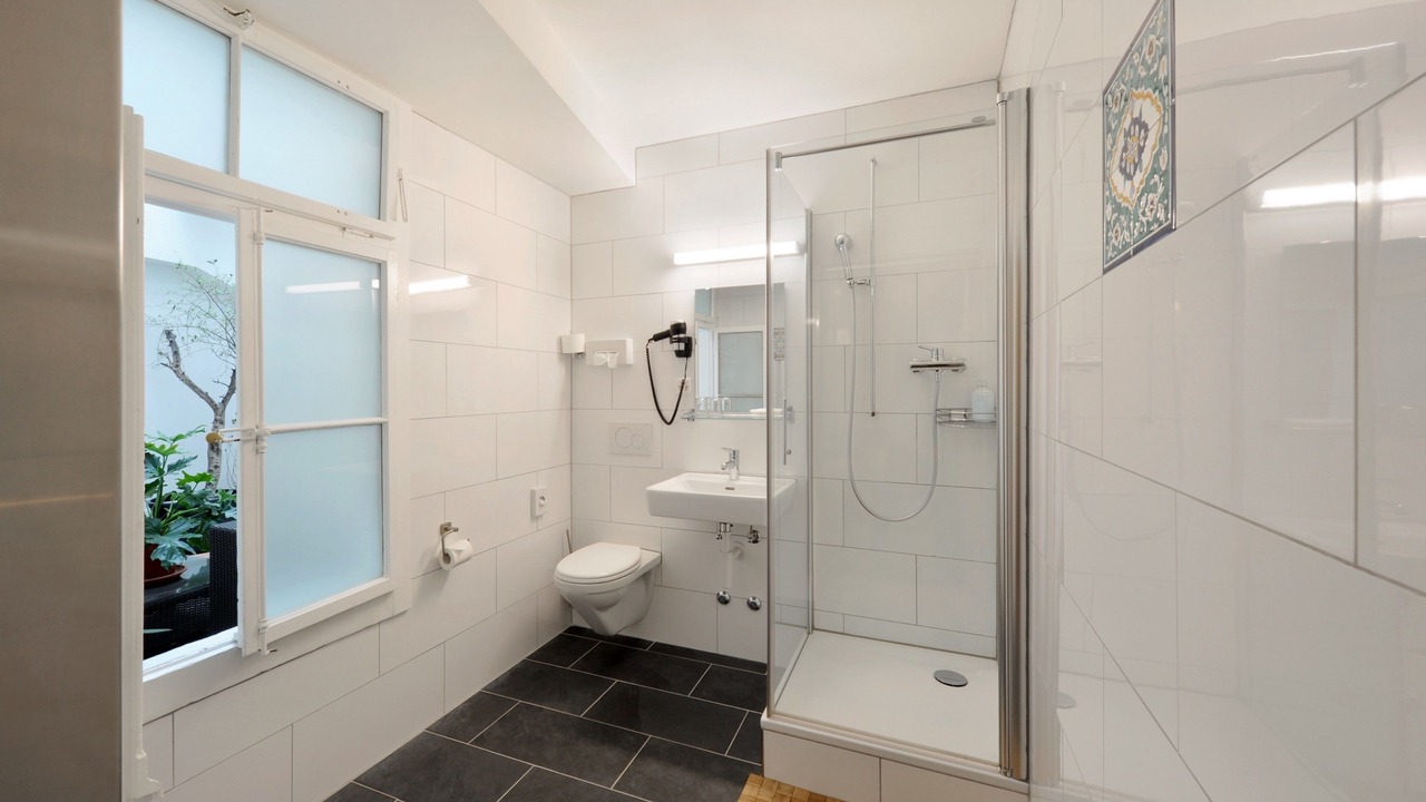 Photo of Bathroom in Monbijou