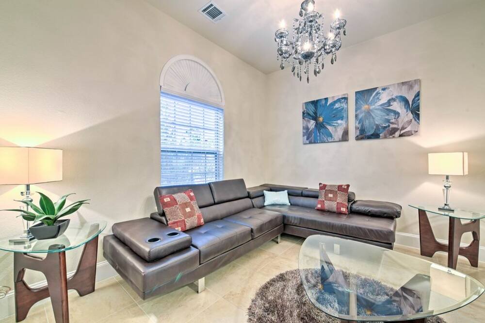 Photo of Livingroom in Clodine