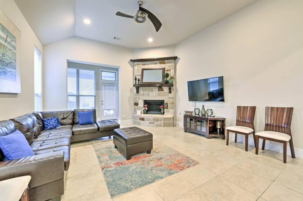 Photo of Livingroom in Clodine
