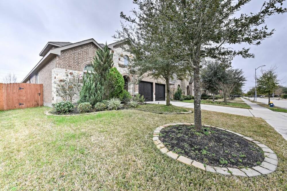 Photo of Outdoor in Clodine