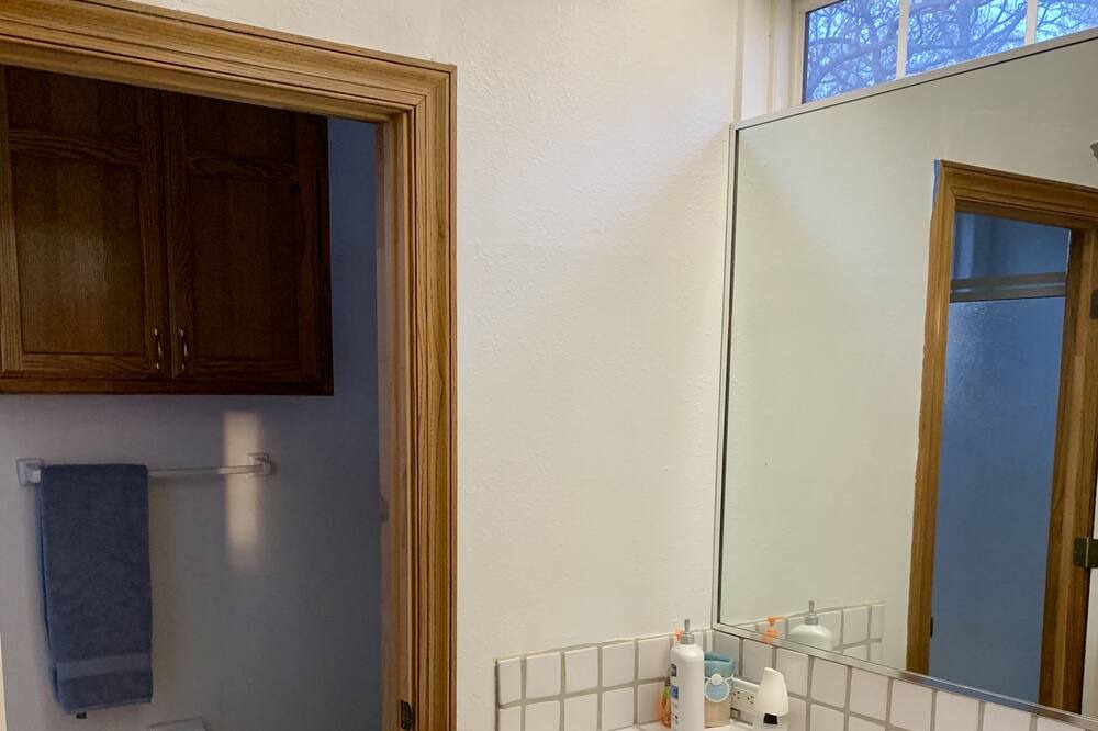 Photo of Bathroom in Checotah