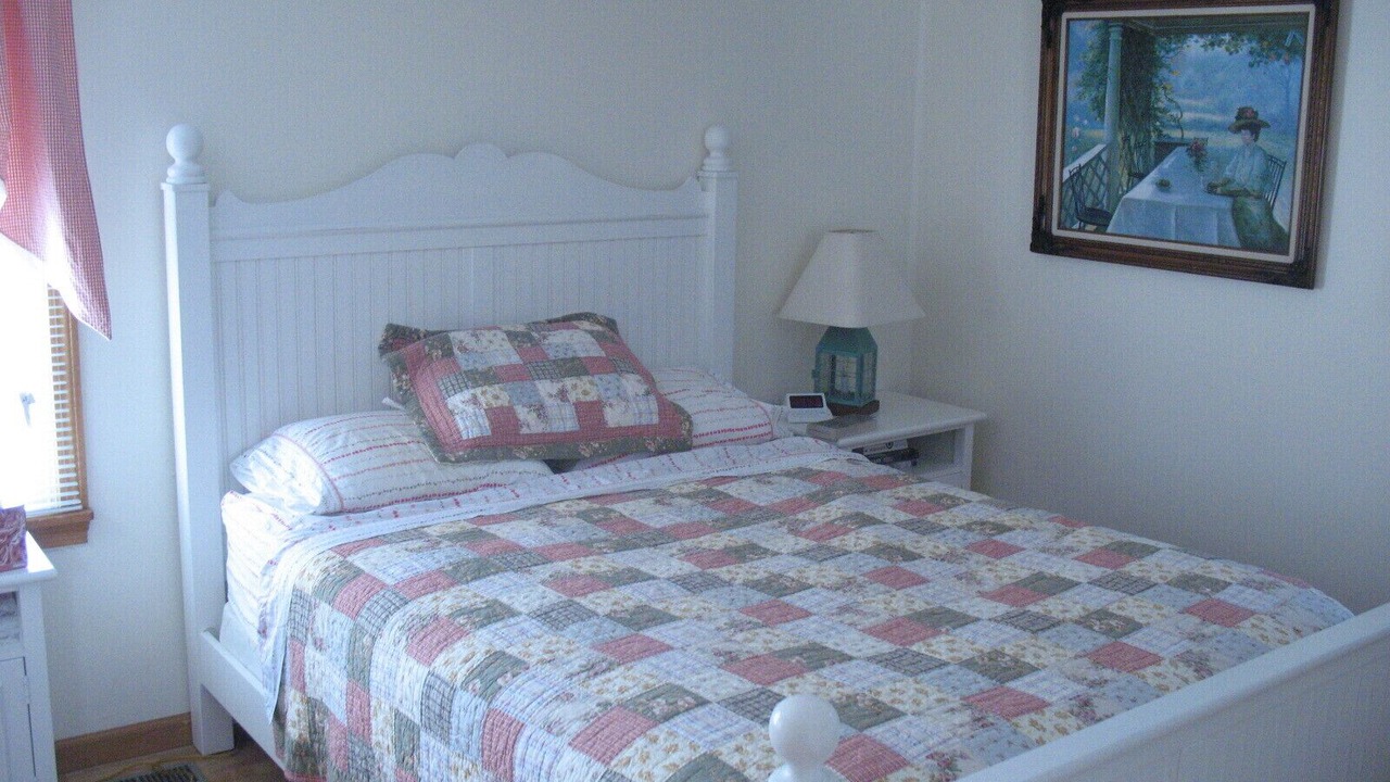 Photo of Bedroom in Old Lyme