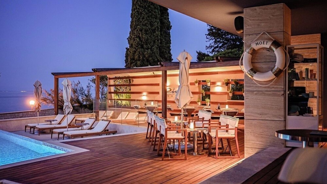 Photo of Outdoor in Ika
