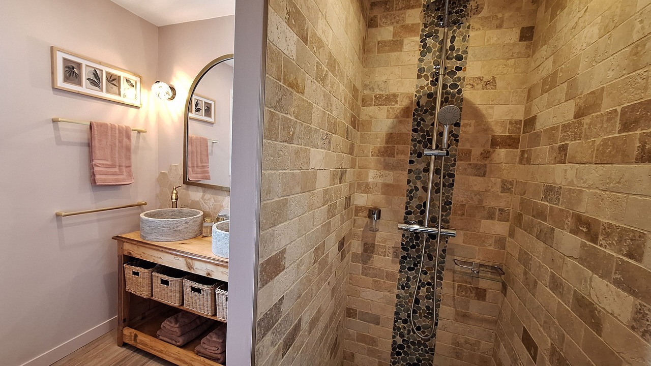 Photo of Bathroom in Trept