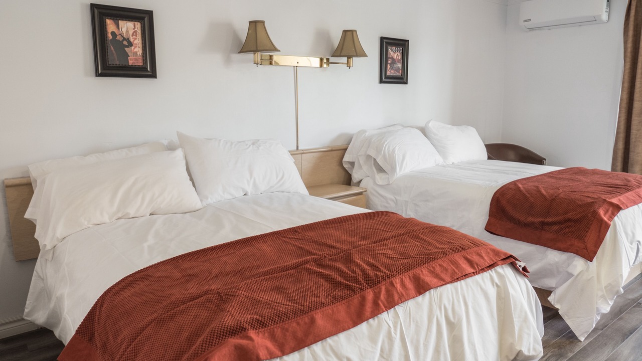 Photo of Bedroom in Saint-Charles-Borromee