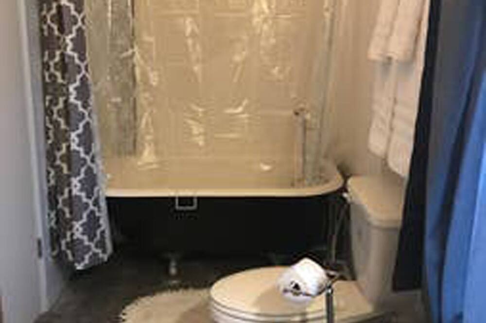 Photo of Bathroom in Southside