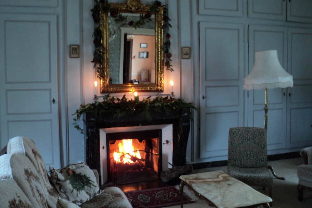 Photo of Others in Saint-Georges-sur-Erve