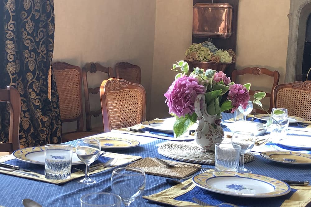 Photo of Others in Saint-Georges-sur-Erve